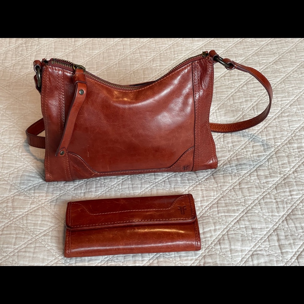 Beautiful Frye Crossbody bag with matching wallet